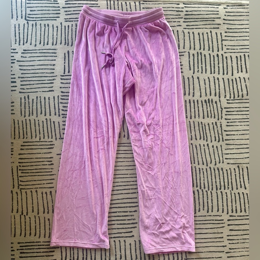 Juicy Couture pink velour sweatpants
